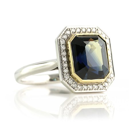 Emerald-cut-parti-sapphire-ring-bentley-de-lisle-RC10936 (2)