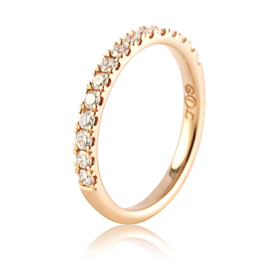 Rose-gold-diamond-wedding-ring-bentley-de-lisle-jewellers