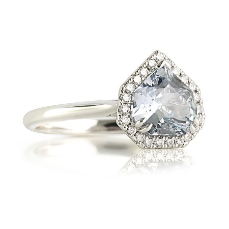 Aqua-blue-sapphire-diamond-ring-bentley-de-lisle-11070 (2)