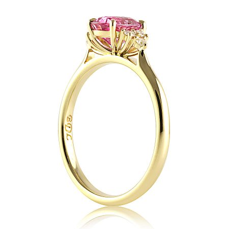 Intense-pink-sapphire-diamond-ring-bentley-de-lisle (1)