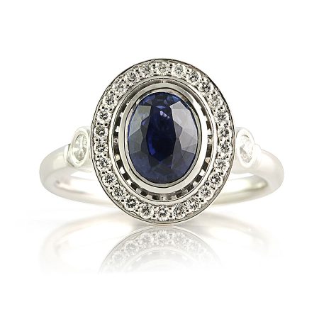 Oval-Royal-Blue-Sapphire-Vintage-Style-Ring-10496-bentley-de-lisle (2)